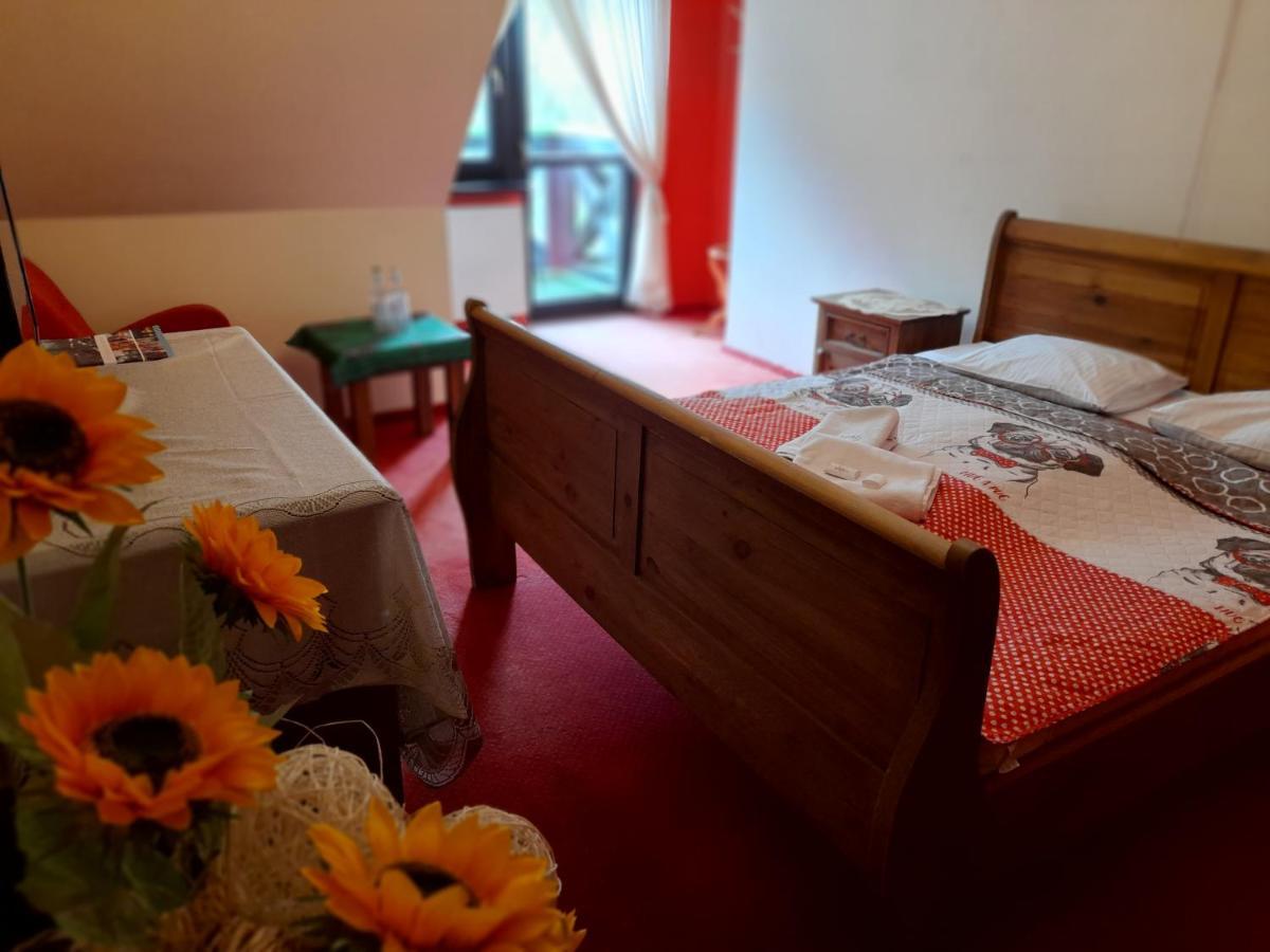 Zajazd Pod Chmurka Rabka-Zdrój Exterior foto