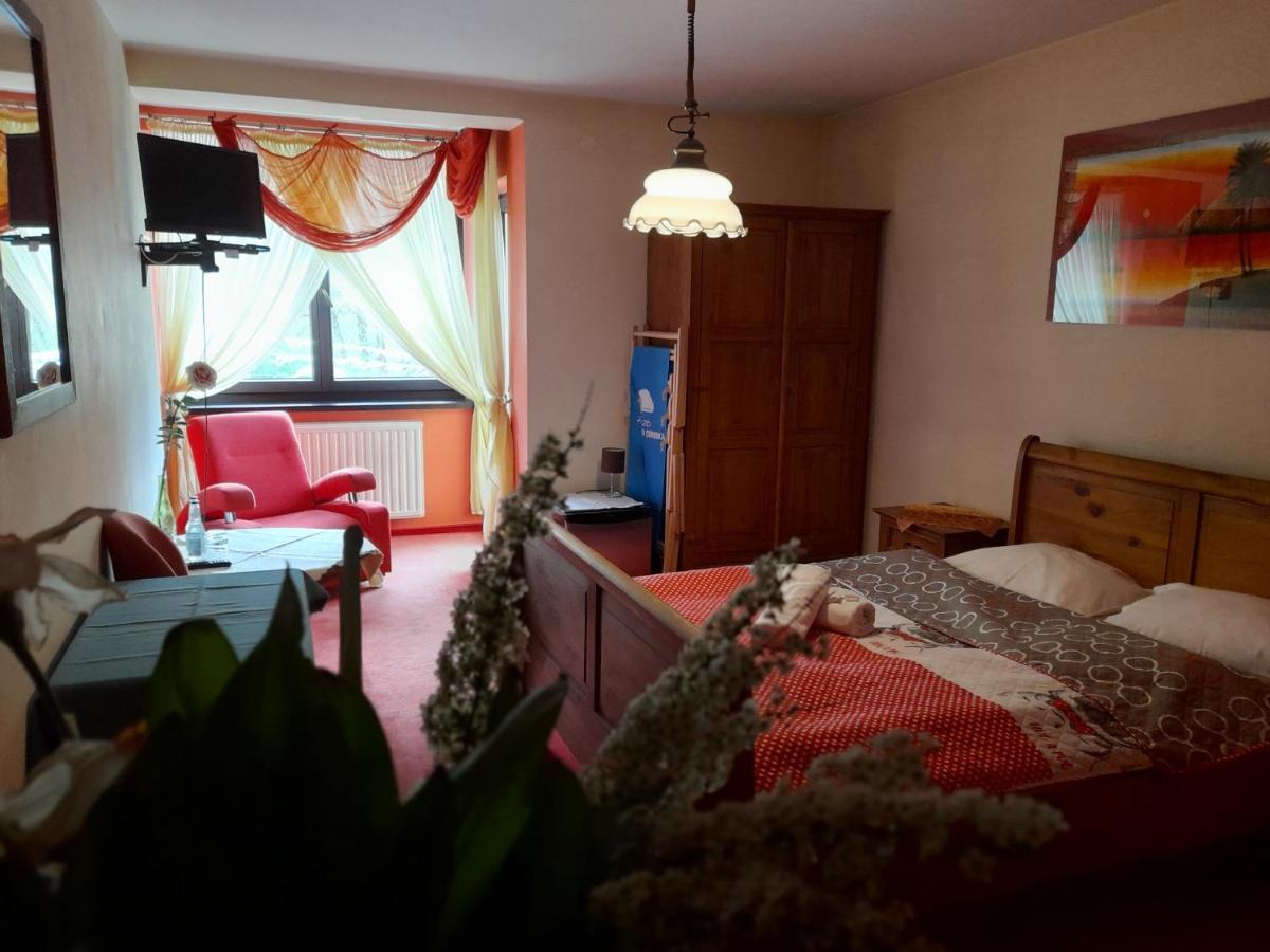 Zajazd Pod Chmurka Rabka-Zdrój Exterior foto